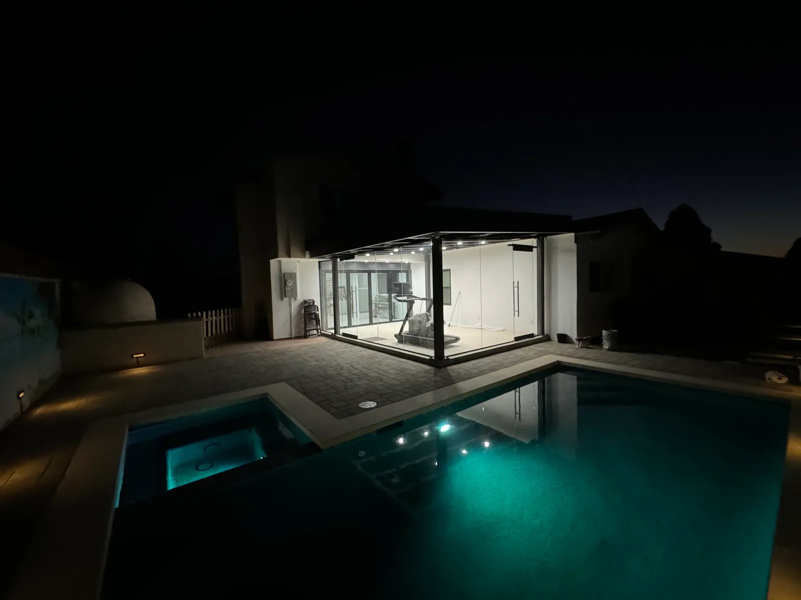Custom Glass Solutions