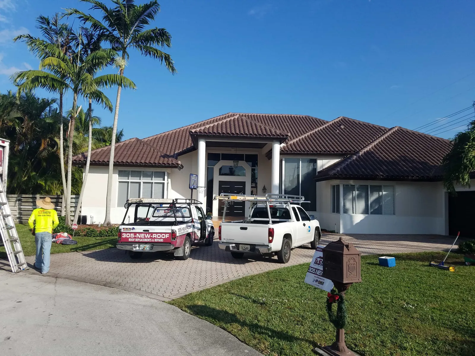 T&S Roofing Systems