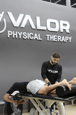 Valor Strength & Performance logo