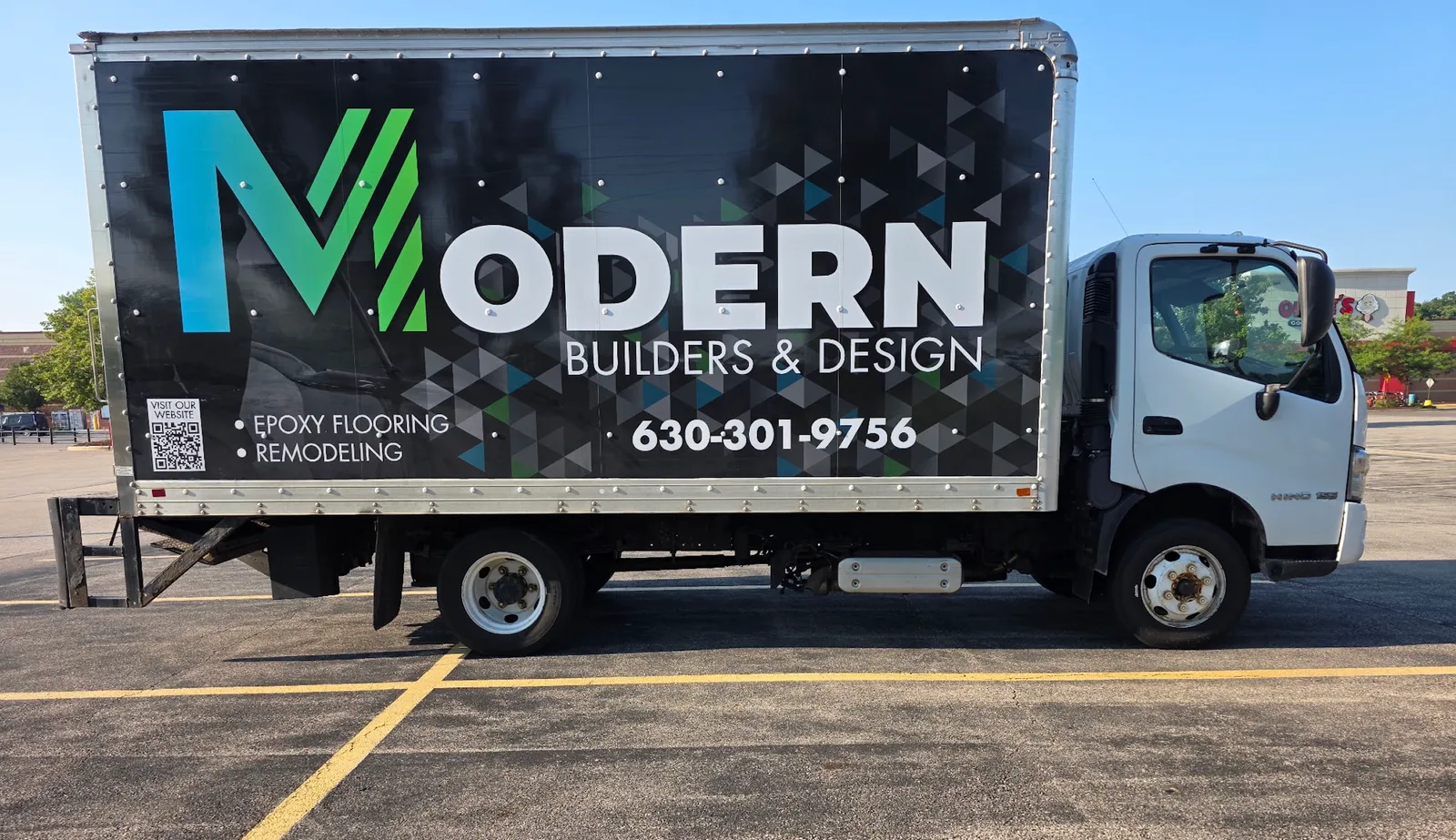 Modern Builders & Design