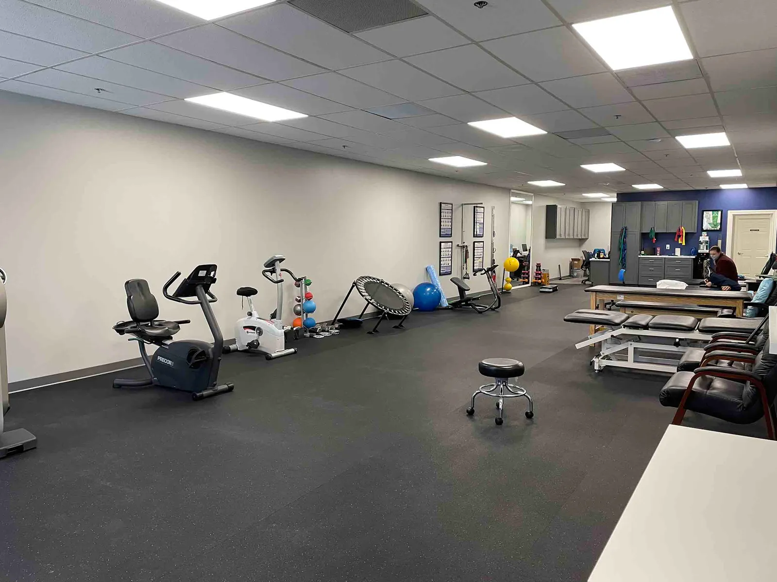 Hogan Spine & Rehabilitation Center