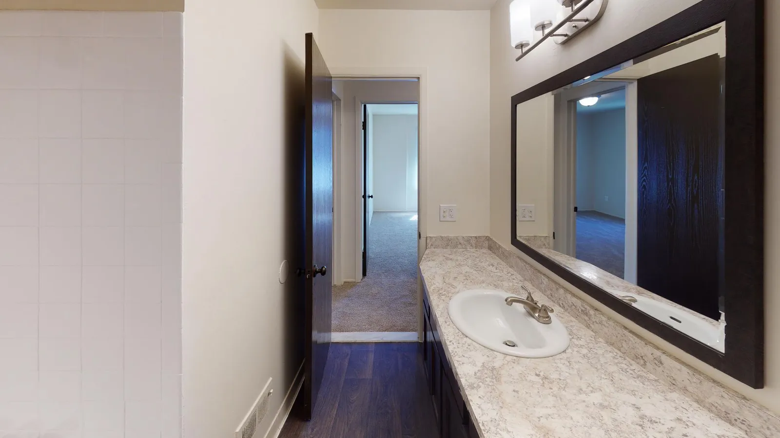 STERLING HEIGHTS APARTMENTS