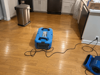 United Water Damage Restoration logo