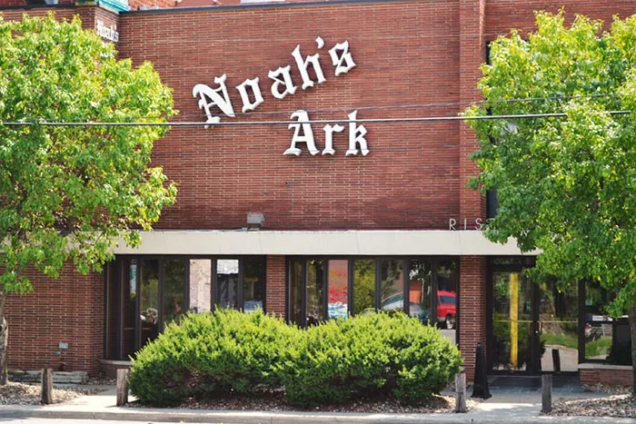 Noah's Ark Restaurant