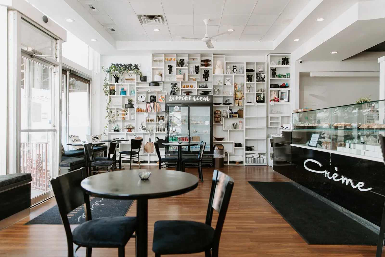 Crème Bakery