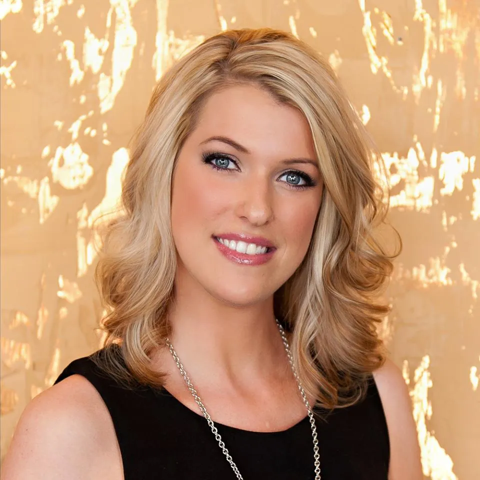 Aviva Salon