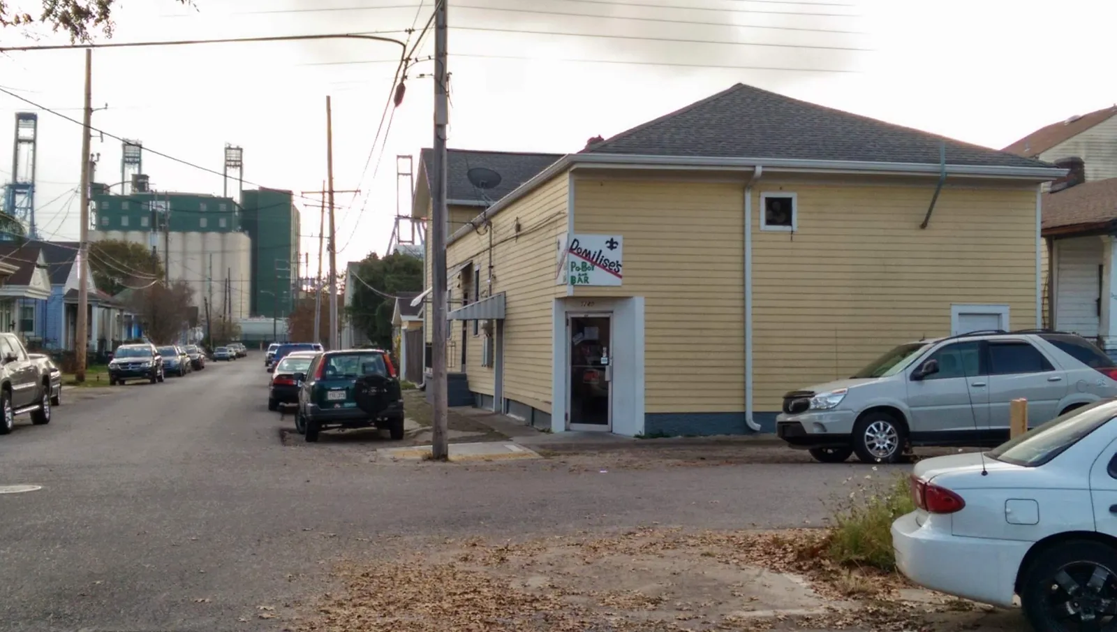 Domilise's Po-Boy & Bar