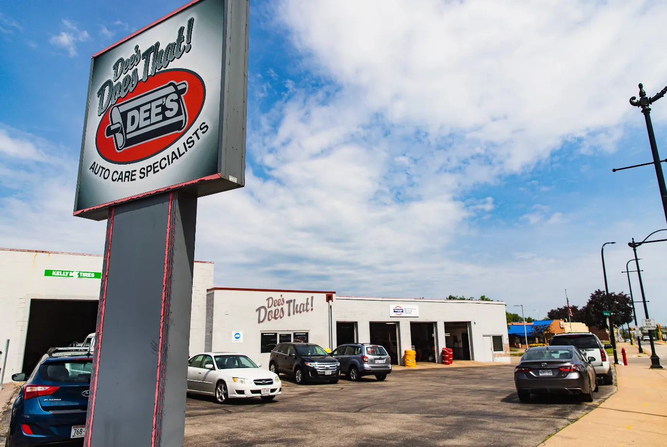 Dee's Auto Care