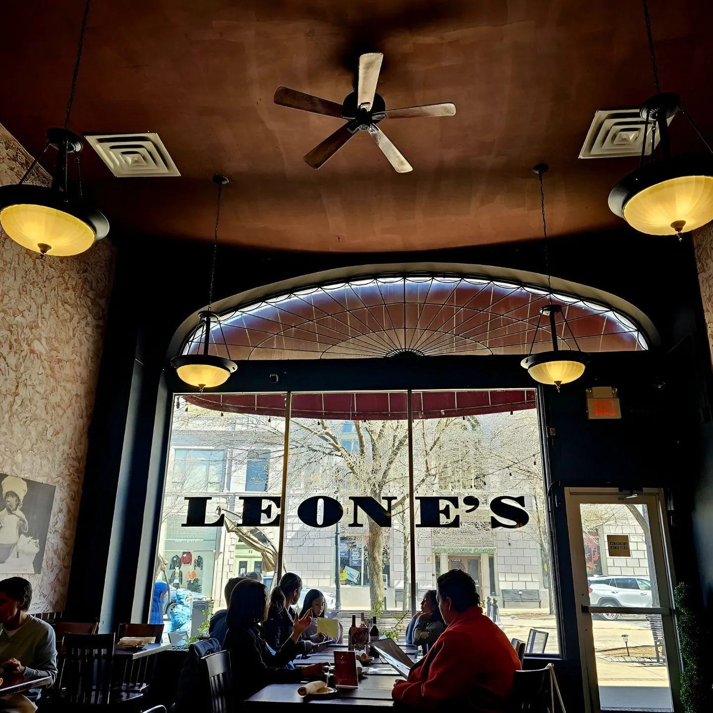 Leone's