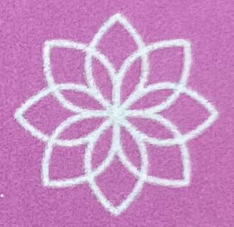 La Belle Nails logo