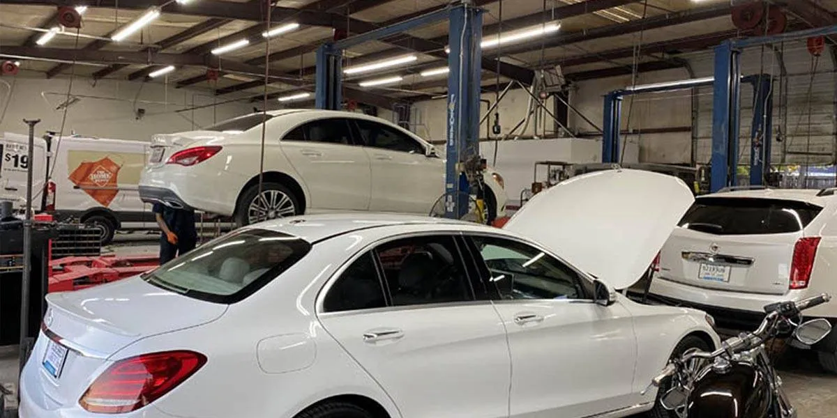 EDDIE'S MECHANIC & BODY REPAIR