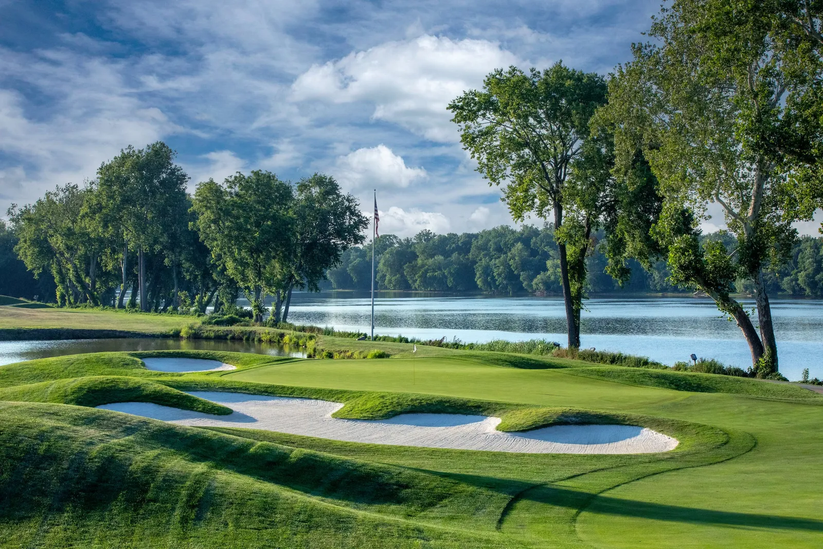 Find Country Clubs in Your Area