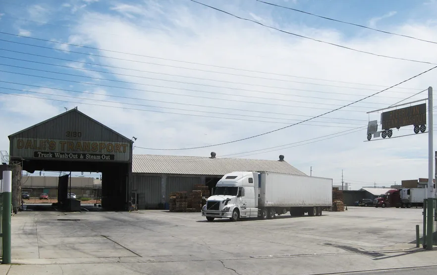 Dale's Transport Truck Wash-Out and Steam Out
