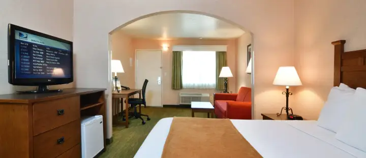 Lamplighter Inn & Suites at SDSU