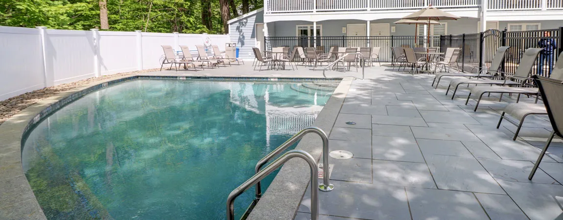 Studio East Motel