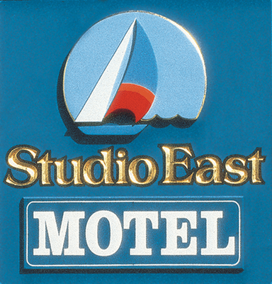 Studio East Motel logo
